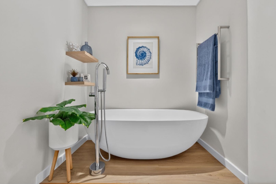 2 Bedroom Property for Sale in Sea Point Western Cape